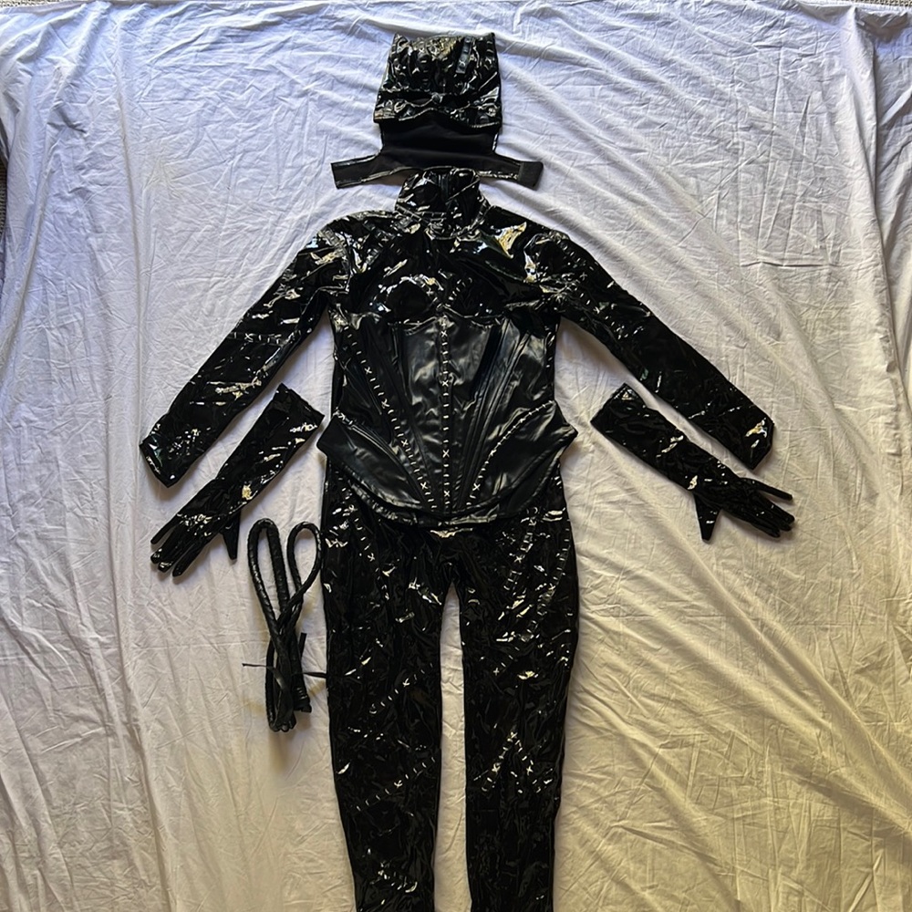 Catwoman from Batman Returns costume (MEDIUM)
